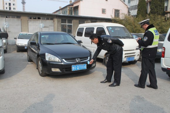 为防电子警察 昌邑一司机变造车辆号牌--潍坊