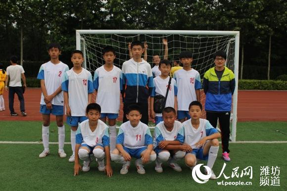 潍坊北海学校被评为全国青少年足球特色学校
